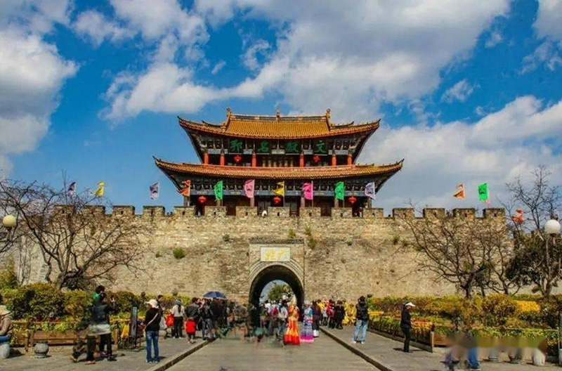 Thành cổ đại lý